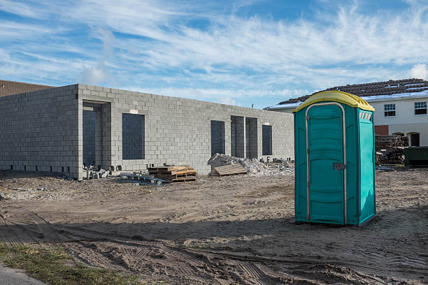 Best Porta potty rental near me  in Kingsford, MI